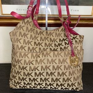 SOLD MICHAEL KORS LARGE Tote Bag